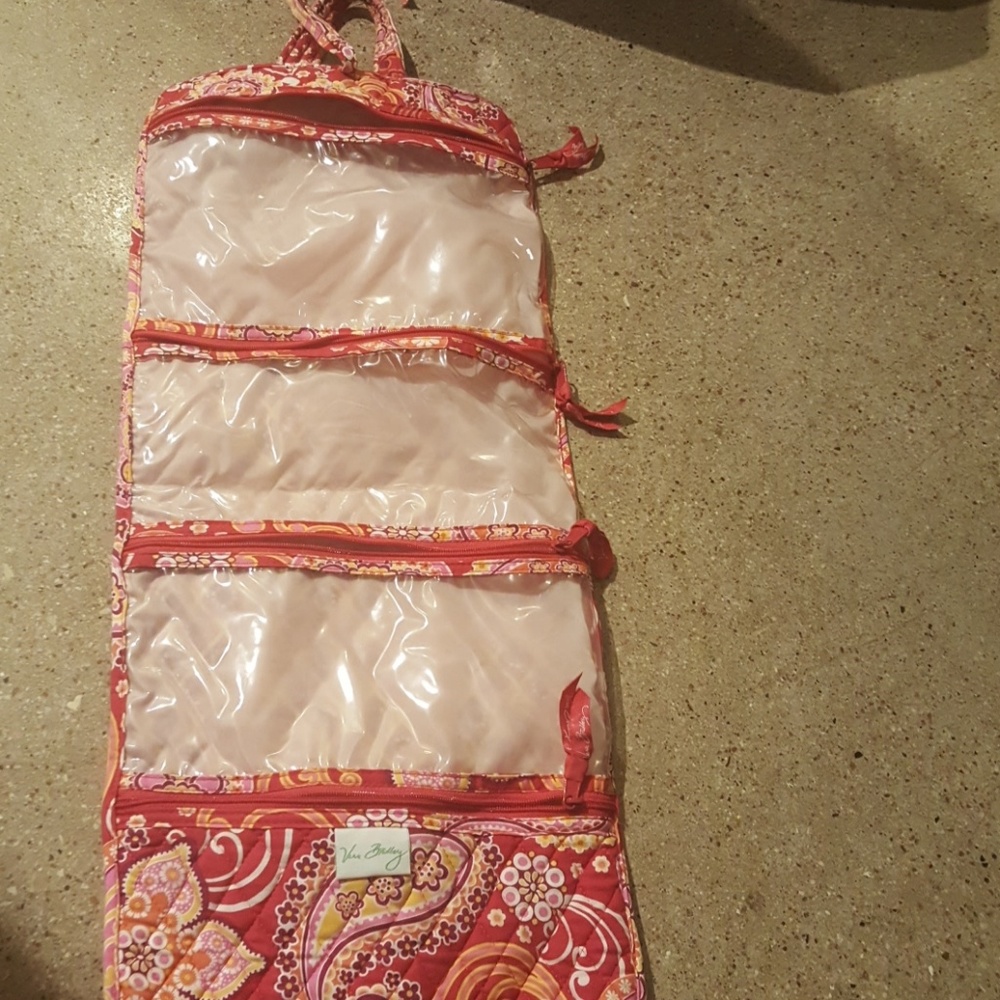 Jewelry/makeup travel carrier VERA BRADLEY